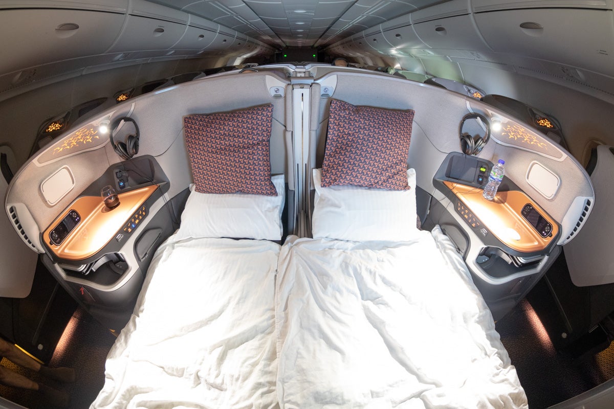 Elevate Your Holiday: Best Business Class Airlines For Christmas ... Elevate Your Holiday: Best Business Class Airlines For Christmas ...